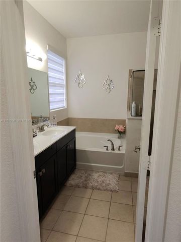 11845 SW 252nd Ter, Homestead, FL 33032