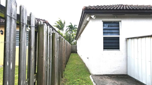 11845 SW 252nd Ter, Homestead, FL 33032