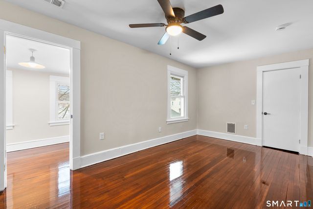 30 Washington Manor Avenue, West Haven, CT 06516