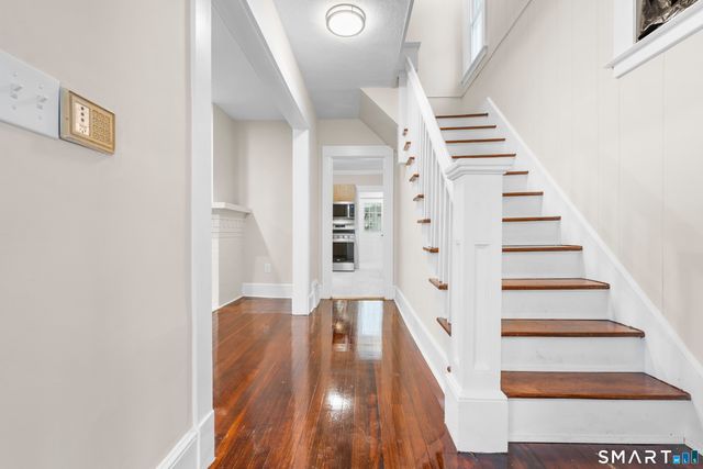 30 Washington Manor Avenue, West Haven, CT 06516