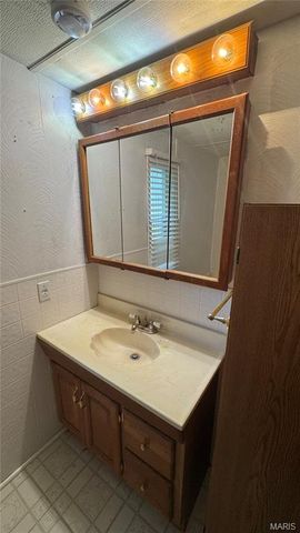 26175 N Carol Street, Warrenton, MO 63383