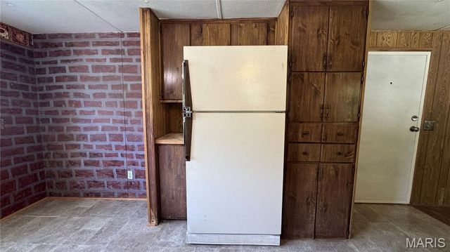 26175 N Carol Street, Warrenton, MO 63383