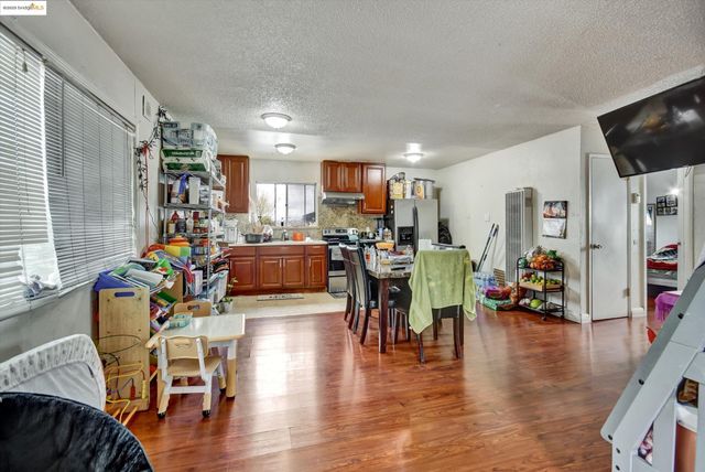 1035 76th Ave, Oakland, CA 94621