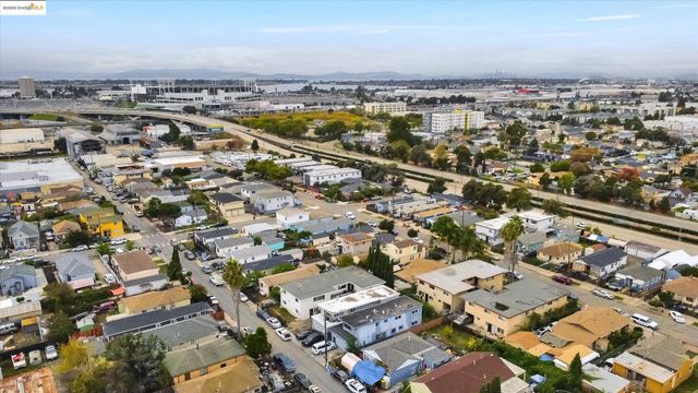 1035 76th Ave, Oakland, CA 94621