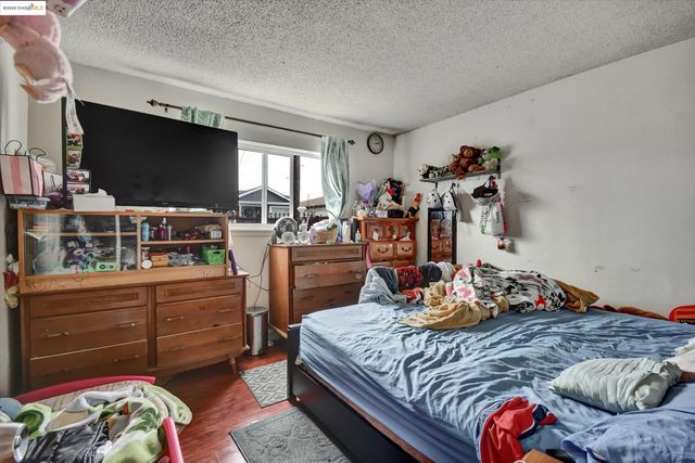 1035 76th Ave, Oakland, CA 94621