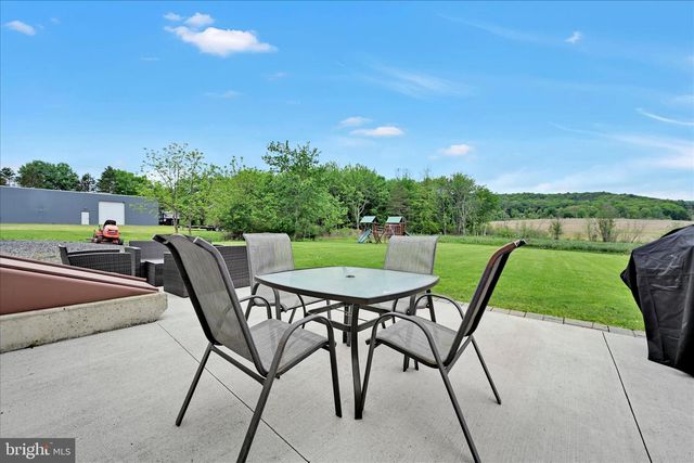 754 REAR W MARKET ST, Orwigsburg, PA 17961