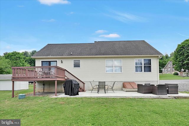 754 REAR W MARKET ST, Orwigsburg, PA 17961