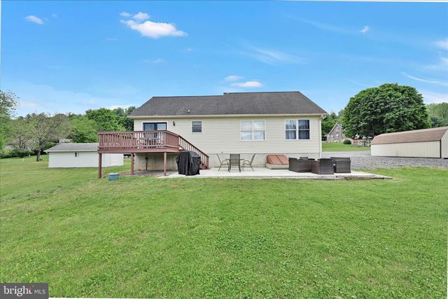 754 REAR W MARKET ST, Orwigsburg, PA 17961