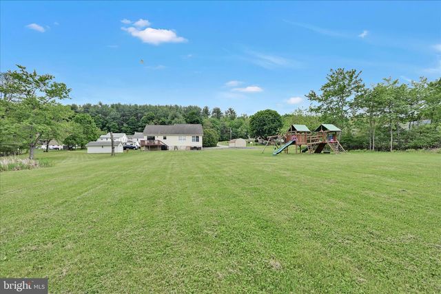 754 REAR W MARKET ST, Orwigsburg, PA 17961