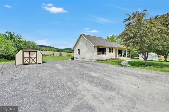 754 REAR W MARKET ST, Orwigsburg, PA 17961