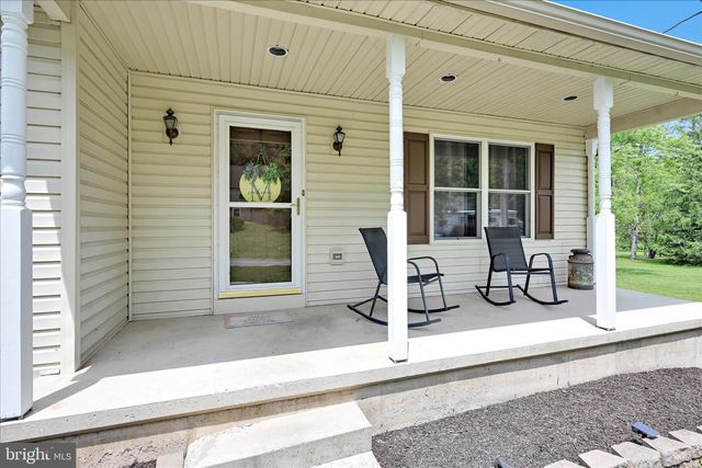 754 REAR W MARKET ST, Orwigsburg, PA 17961