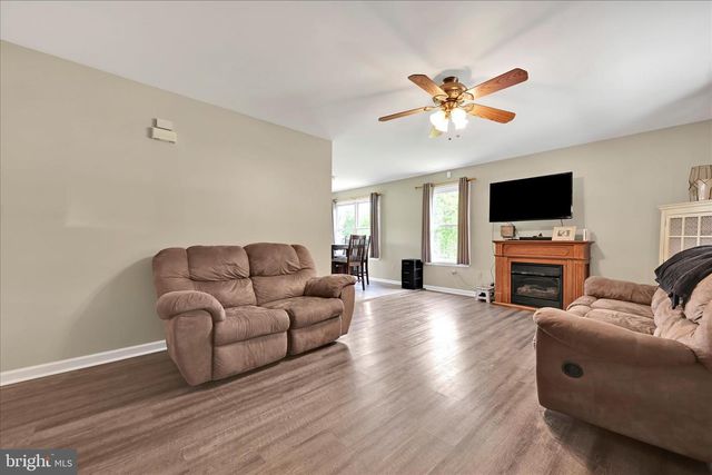 754 REAR W MARKET ST, Orwigsburg, PA 17961