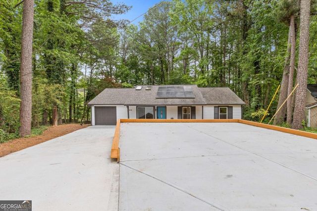 3216 Montheath Court, Duluth, GA 30096