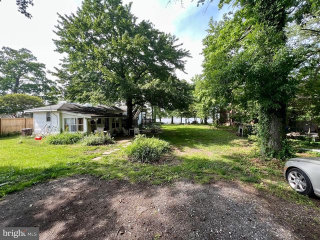 1937 CAPE MAY, Essex, MD 21221