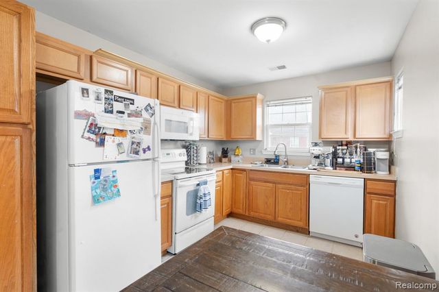 43492 Pendleton Circle 12, Sterling Heights, MI 48313