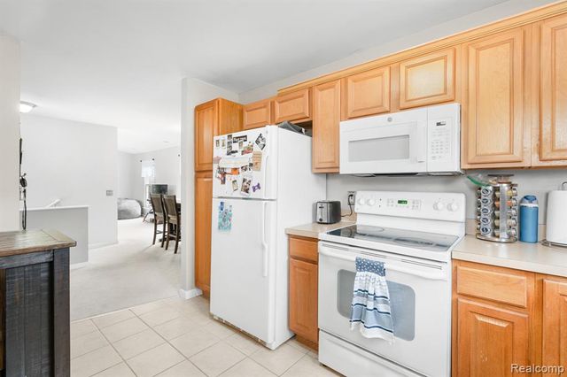 43492 Pendleton Circle 12, Sterling Heights, MI 48313