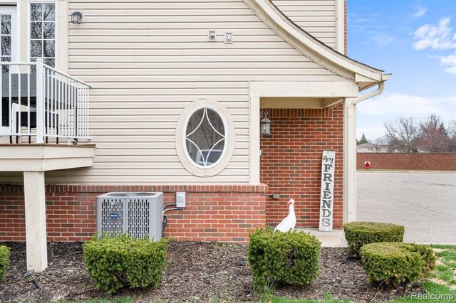 43492 Pendleton Circle 12, Sterling Heights, MI 48313