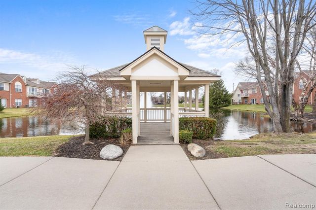 43492 Pendleton Circle 12, Sterling Heights, MI 48313