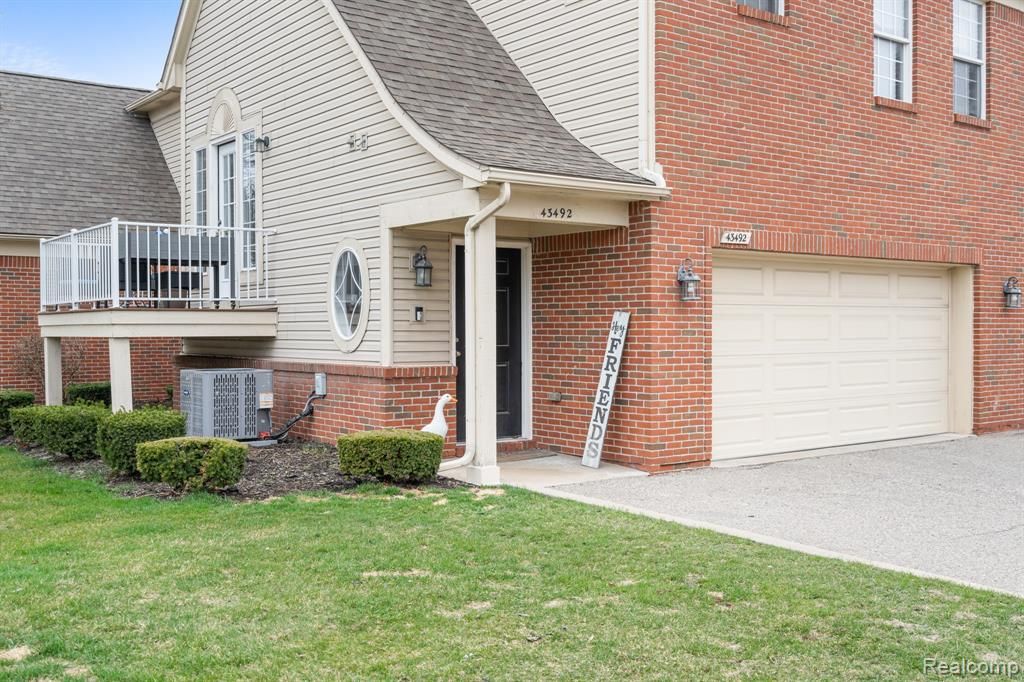 43492 Pendleton Circle 12, Sterling Heights, MI 48313