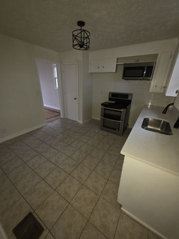 6201 California Ave, Nashville, TN 37209