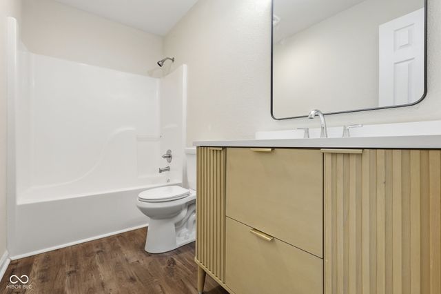 793 Port Drive, Avon, IN 46123