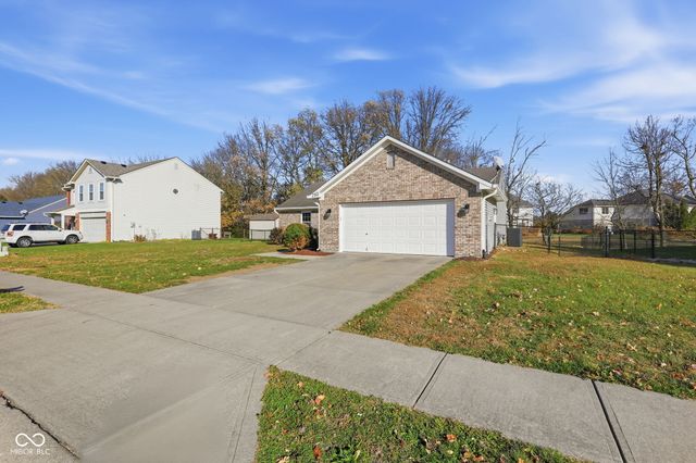 793 Port Drive, Avon, IN 46123