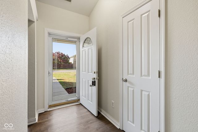 793 Port Drive, Avon, IN 46123