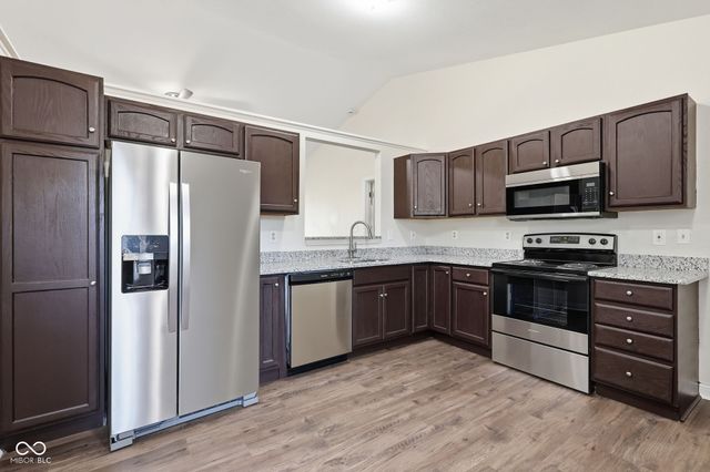 793 Port Drive, Avon, IN 46123