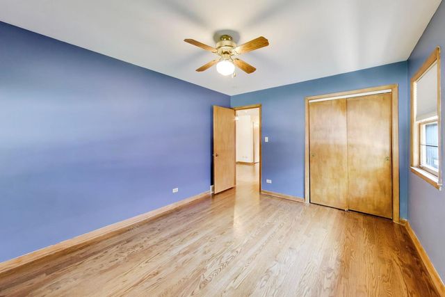 909 Worcester Avenue, Westchester, IL 60154