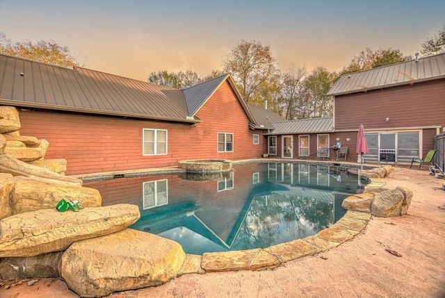 20205 Highway 146 N, Liberty, TX 77575