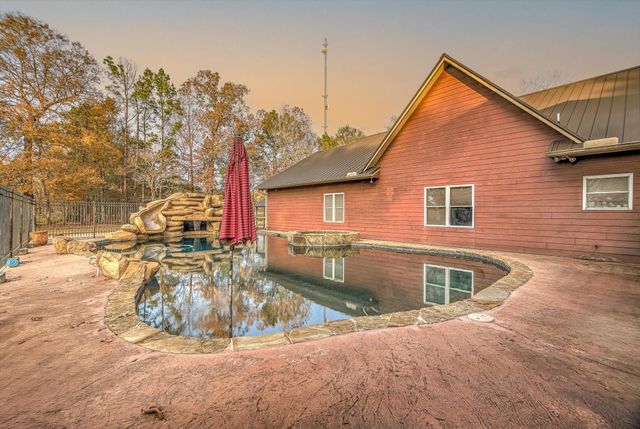 20205 Highway 146 N, Liberty, TX 77575