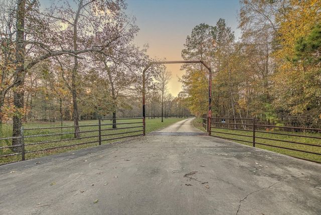 20205 Highway 146 N, Liberty, TX 77575