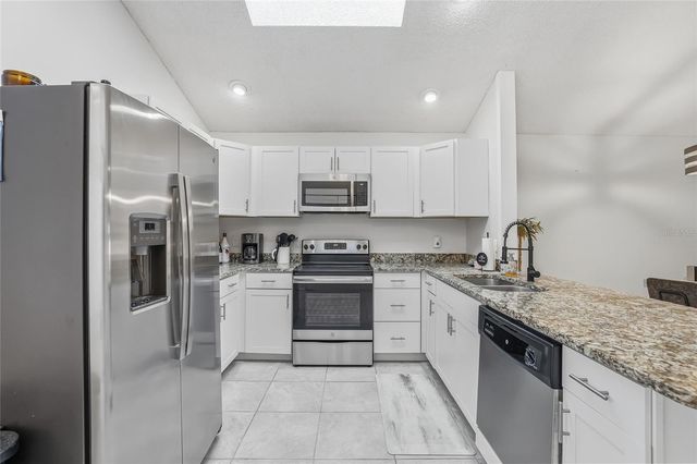 4003 38TH STREET W, Bradenton, FL 34205