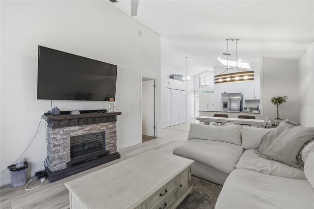 4003 38TH STREET W, Bradenton, FL 34205