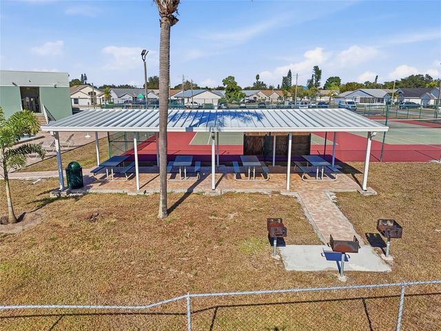 4003 38TH STREET W, Bradenton, FL 34205