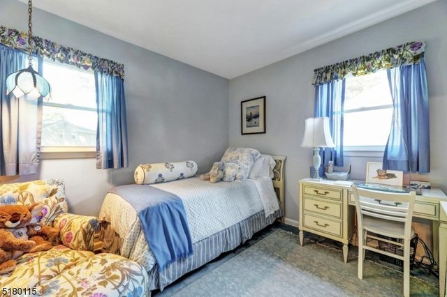 52 Otoole St, Westwood Boro, NJ 07675