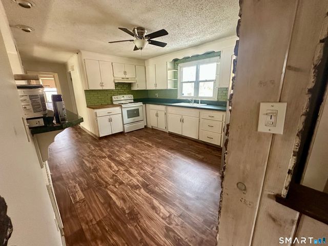 448 Tudor Street, Waterbury, CT 06704