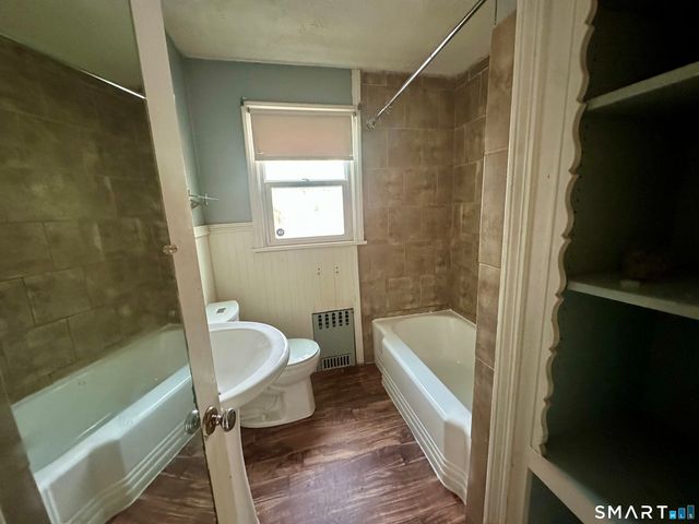 448 Tudor Street, Waterbury, CT 06704