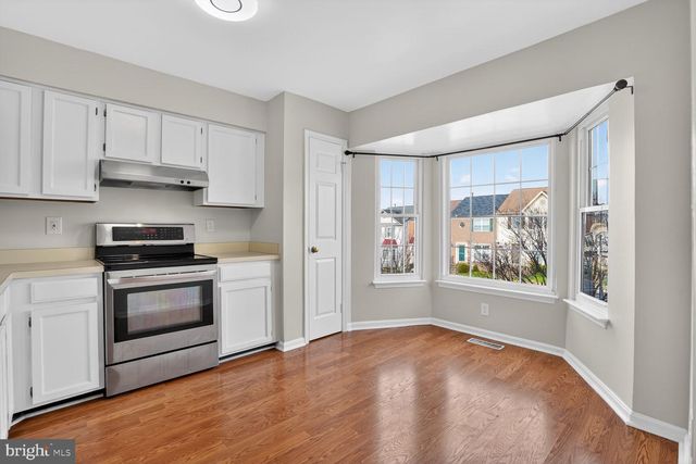 6739 ROCKLEDGE PL, Centreville, VA 20121