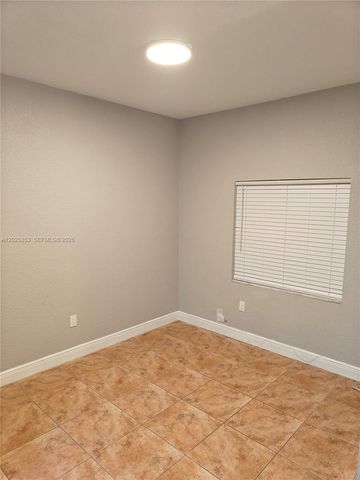 17866 NW 74th Ct, Hialeah, FL 33015