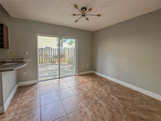 17866 NW 74th Ct, Hialeah, FL 33015