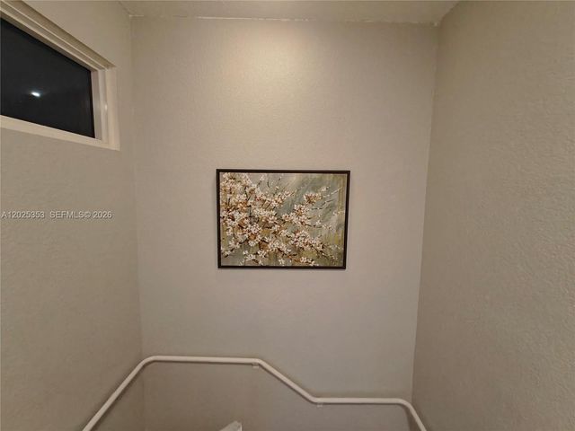 17866 NW 74th Ct, Hialeah, FL 33015