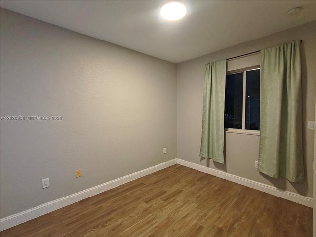 17866 NW 74th Ct, Hialeah, FL 33015