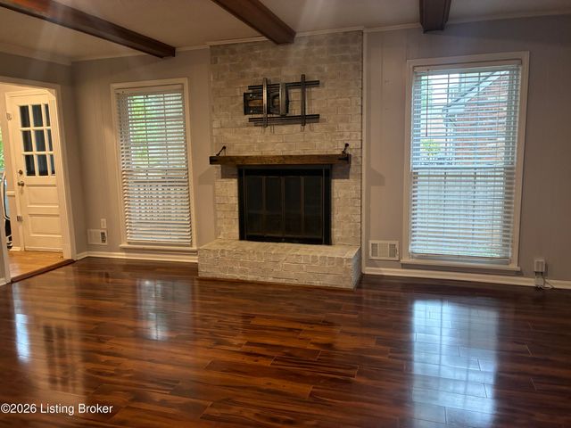 2904 Petty Jay Rd, Louisville, KY 40220