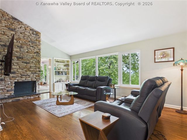 1612 Ridgeview Road, Charleston, WV 25314