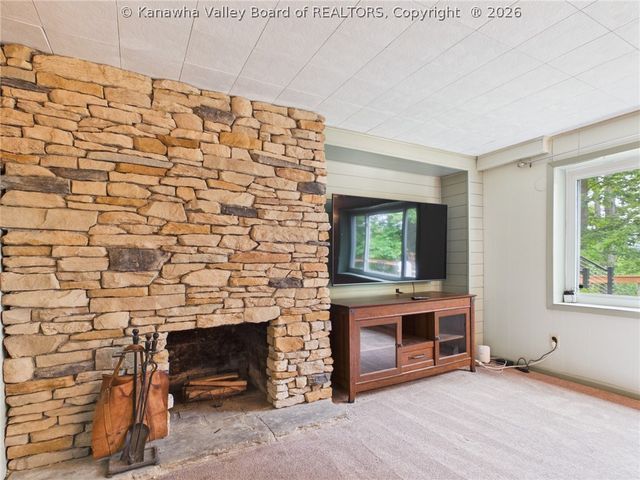 1612 Ridgeview Road, Charleston, WV 25314