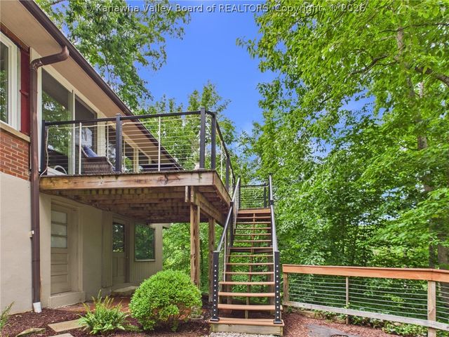 1612 Ridgeview Road, Charleston, WV 25314
