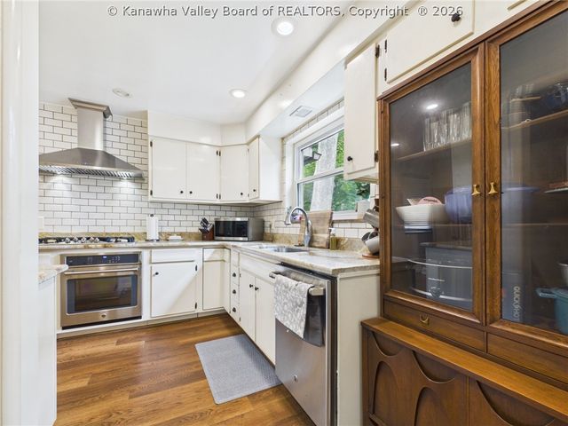 1612 Ridgeview Road, Charleston, WV 25314