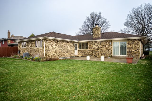 7525 Halesia Court, Orland Park, IL 60462