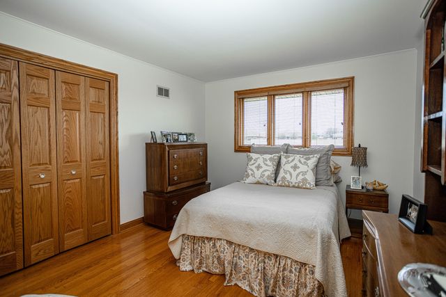 7525 Halesia Court, Orland Park, IL 60462